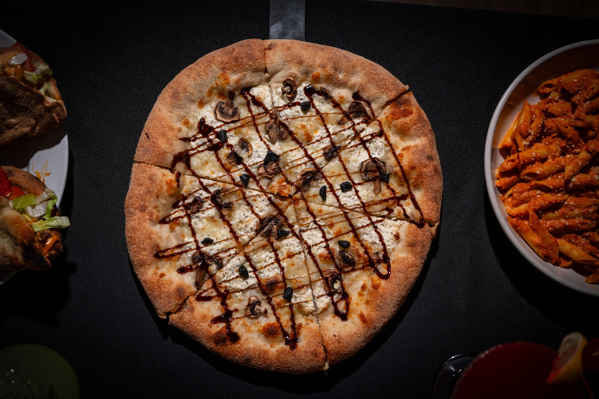 Black & White Pizza